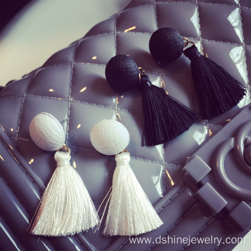 Wholesale Simple Cute Button Tassel Fashion Earring For Sale